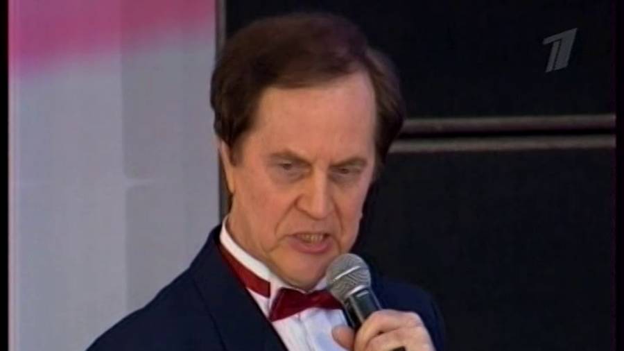 Музыка А. Пахмутовой, слова М. Львова - «Горячий снег». Леонид Сметанников смотреть онлайн