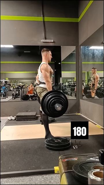 Становая 180 при весе 72 😱 #motivation #спорт #пауэрлифтинг смотреть онлайн