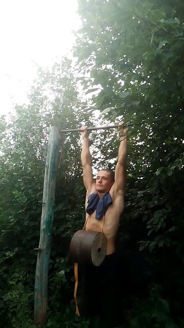 Подтягивание на максимальное количество раз с весом 24 смотреть онлайн