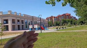 Гуляю по набережной  Астрахани🤗🏬🌳🌲