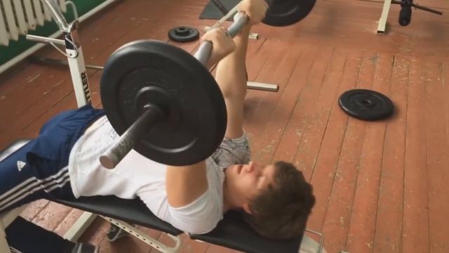 НАТУРАЛЬНЫЙ ББ 18 ЛЕТ,Тренировка Рук (Дорога к 100кг\76кг) смотреть онлайн