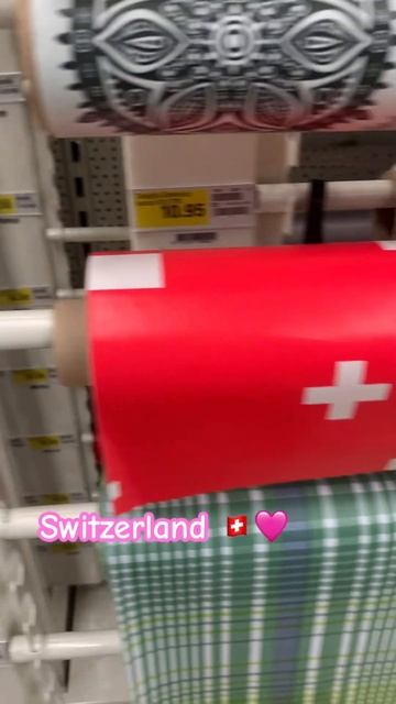 Сколько стоит скатерть с флагом Швейцарии switzerland шве?