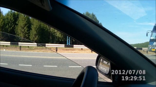 ГАИ Казань, выезд на встречку снимает на искру-1 (фен) смотреть онлайн