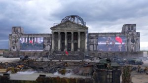 Эмир Кустурица посмотрел постановку «Победа! Знамя над Рейхстагом!» в «Москино»
