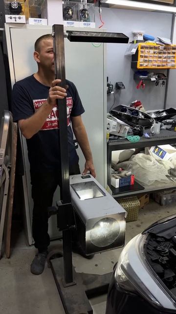 Замена ламп ближнего света Kia Ceed JD на светодиодные MTF Cyb смотреть онлайн