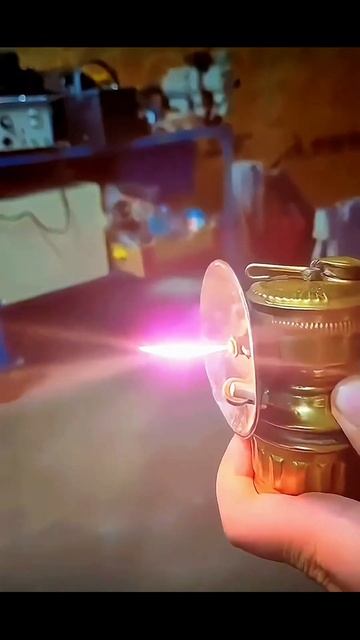 Старая шахтерская карбидная лампа. смотреть онлайн