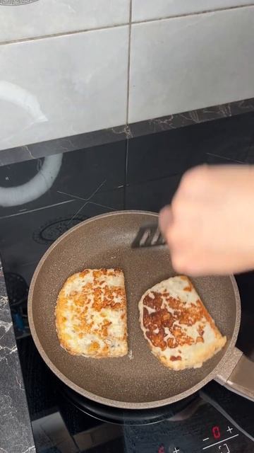 Французкий завтрак Тосты с бананом и кардамоном #реце? смотреть онлайн