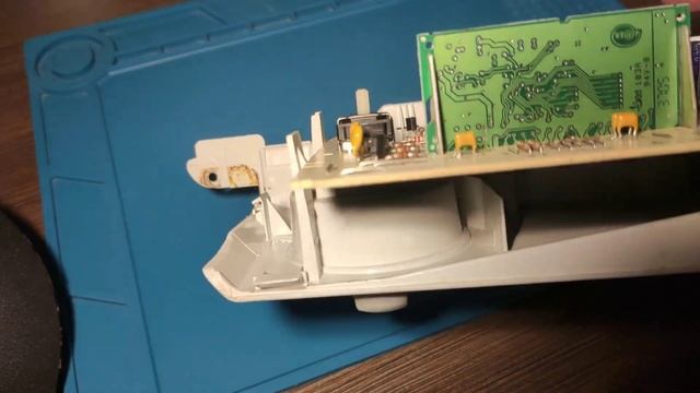 Indesit WIU81 Сбиваются программы. Неисправность селектора смотреть онлайн