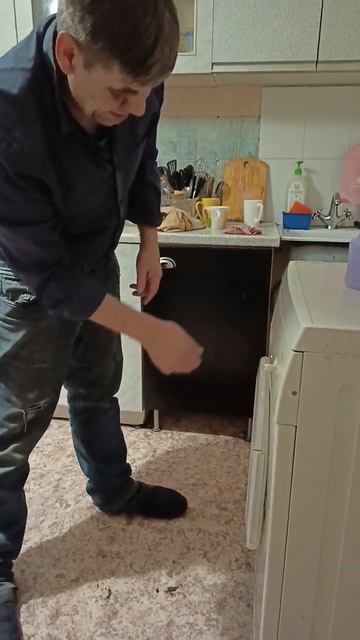 Поменяли щётки, заработала машинка #bosch #бош смотреть онлайн