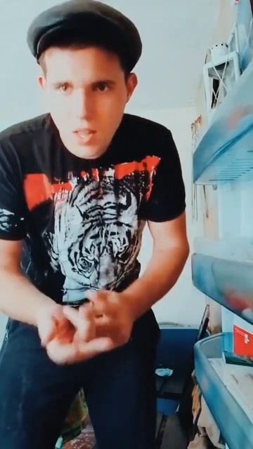 Зона и холодильник 😂 смотреть онлайн