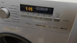 Стиральная машина Siemens IQ300 ошибка Е:26
