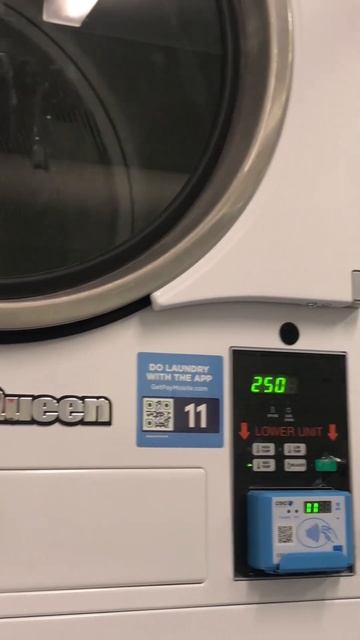 Стирка сквозь время в Нью-Йорке! #nyc #travel #usa #laundry смотреть онлайн