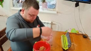 Обзор на вакууматор Kitfort KT-1522-2, готовим ягоды на зиму