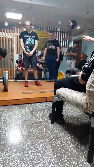 #пауэрлифтинг #спорт #спортсмен #тяга Вес 100 кг! смотреть онлайн