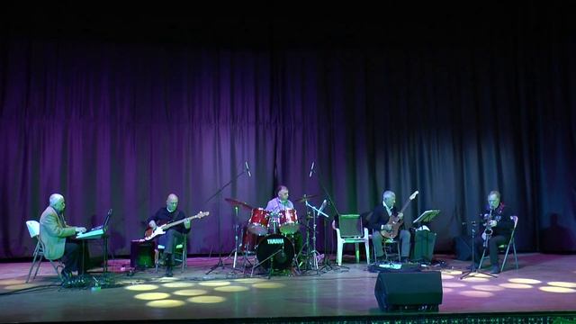 «Время джаза». Концертная программа джазового коллектива «С чистого листа» РДК «Аэлита»… смотреть онлайн