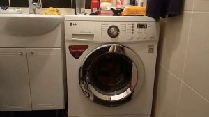 Стиральная машина lg f1089nd, стирка белья быстро.