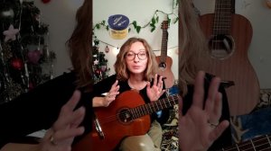 Как я увлажняю свою гитару и Как сделать увлажнитель д