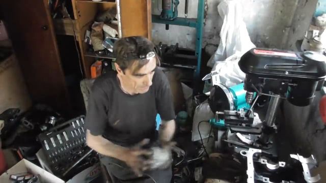 3 ч Ремонт Горобинским ВАЗ 2106 с Двигателем 2103 смотреть онлайн