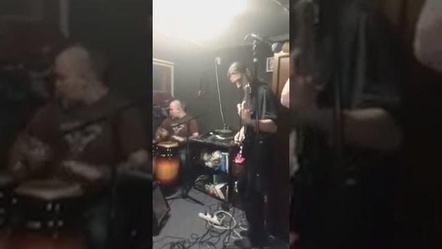 Шаман на дудке и Варлок на там-тамах) смотреть онлайн