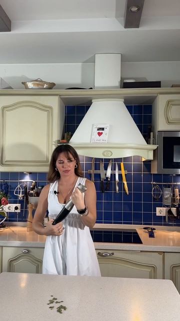 измельчаем без кофемолки, больше лайфхаков в моем инс? смотреть онлайн