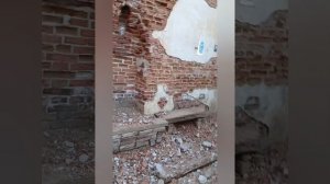 Заброшенная церковь 19 века.