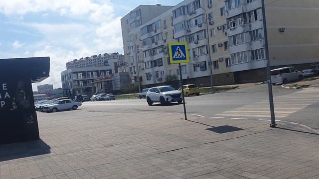 НОВОРОССИЙСК- ПРОГУЛКА ПРОДОЛЖАЕТСЯ. ПОГОДА СНОВА МЕН