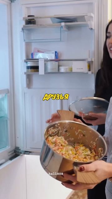 АДЕЛЬ ОТКРЫЛА ХОЛОДИЛЬНИК #литвин #адель #shorts смотреть онлайн