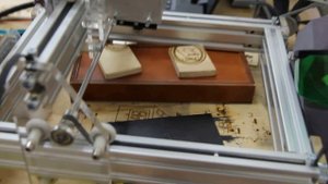 Как настроить фокус на диодном лазере