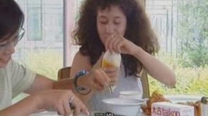 Веселый Китайский 1 урок 7 - 你喝什么? 你吃什么?