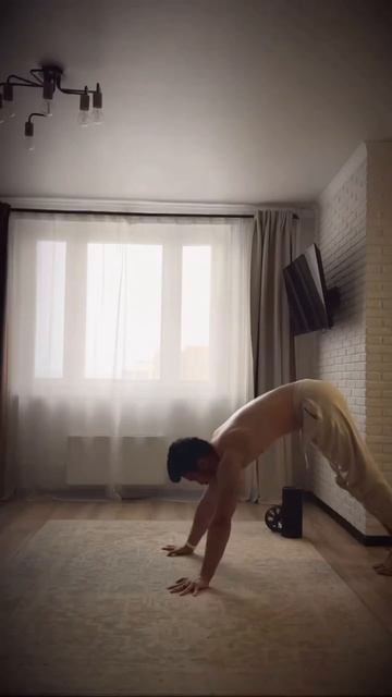 3 СЕКРЕТНЫХ УПРАЖНЕНИЯ НА ПЛЕЧИ ДОМА 🔥 смотреть онлайн