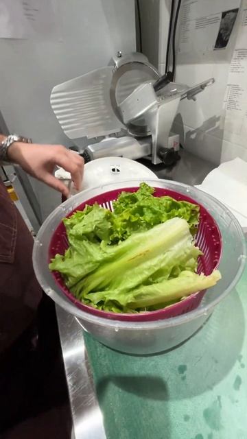 ЛАЙФХАК ОТ ДОМОХОЗЯЕК! | СУШИЛКА ДЛЯ САЛАТА | #еда #юмор смотреть онлайн