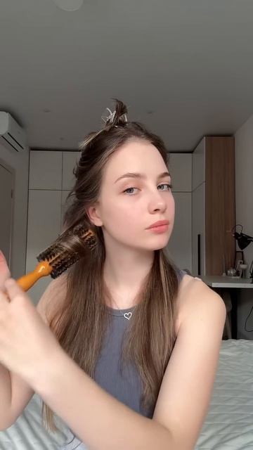 Укладка просто вау! Подойдет обычный фен, а все артику? смотреть онлайн