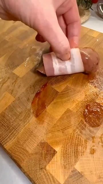 «Вкусная куриная печень в беконе». смотреть онлайн