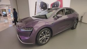 LUXEED R7
