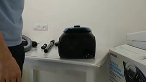 Пылесос Samsung SC18M3120VU