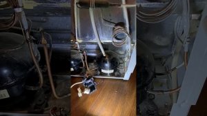 Холодильник «Саратов-105» ЖИВИ…). 😁😎👍