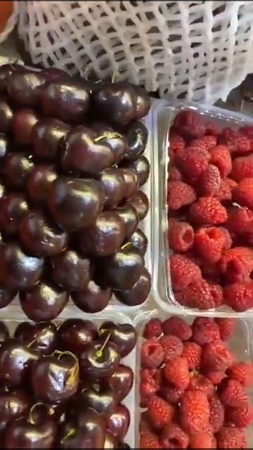 клубника 🍓 малина апельсин фейхуа айва гранат арбуз ?