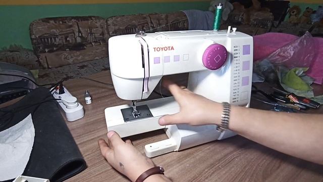 Швейная машина TAYOTA смотреть онлайн