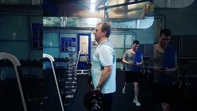 Инструктор тренажерного зала Александр Шелипов: Движ?