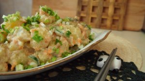 Корейская кухня: Мёнран камджа сэллоды (명란감자샐러드) или картофельный салат с икрой