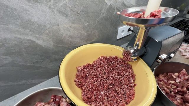 СЫРОВЯЛЕНАЯ КОЛБАСА в холодильнике. Покупать больше н смотреть онлайн