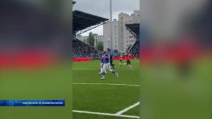 Воронежский футбольный клуб «Факел» сыграл дома с московским «Локомотивом»