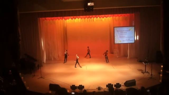 маленькие испанцы смотреть онлайн