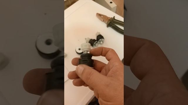 Стиральная машинка MIDEA .Извлечение транспортировочны? смотреть онлайн