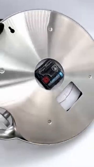 Настенные часы Cartier на маркетплейса Fake Market смотреть онлайн