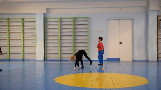 Открытый урок у Букашки на танцах 👯  😍 смотреть онлайн