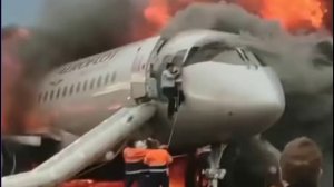 Переговоры экипажа Superjet с диспетчерами.