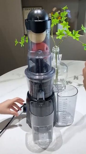 Соковыжималка шнековая. Полезные товары смотреть онлайн