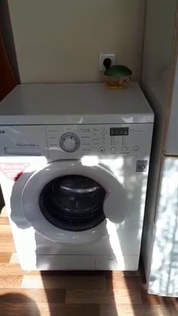 ВЛАДИМИР БАКС КУПИЛ МНЕ СТИРАЛЬНУЮ МАШИНУ , 👚🧦🧥👗? смотреть онлайн