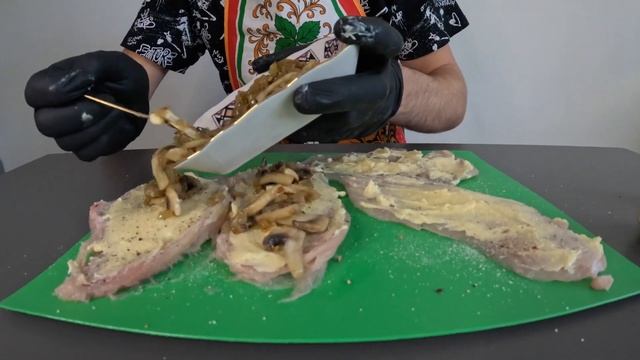 Куриные рулетики с грибами – как у бабушки! Вкусный и ? смотреть онлайн